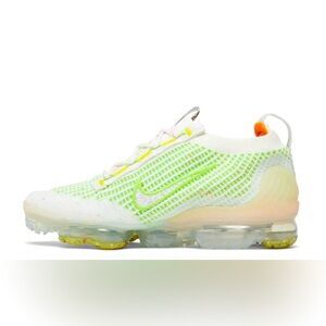 Nike Air VaporMax 2021 Flyknit Next Nature 'Feel Love' Sz 8.5